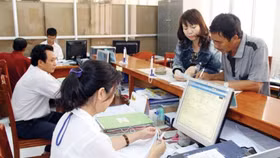 “Chỉ một giấy phép con vô lý có thể giết chết hàng nghìn doanh nghiệp Việt”