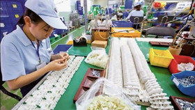 Vượt dự báo, FDI vào Việt Nam 10 tháng đã trên 28 tỷ USD