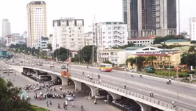 Hà Nội chi gần 600 tỷ xử lý nút giao Hoàng Quốc Việt - Nguyễn Văn Huyên