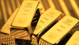Giá vàng hôm nay 24/8: USD giảm, vàng có bước nhảy kỷ lục