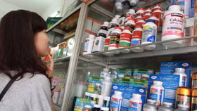 Đấu thầu thuốc: Lỗ hổng của thị trường dược