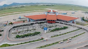 Đầu tư sân bay: "Cuộc chiến các đại gia"