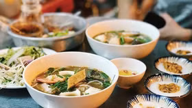 Ẩm thực đường phố Việt: Phong phú nhưng vô danh