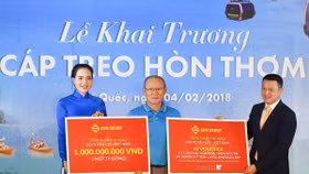 Sun Group trao tặng U23 Việt Nam 1 tỷ đồng