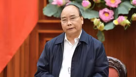 Thủ tướng yêu cầu mua sớm 200.000 tấn gạo dự trữ