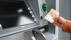 FBI cảnh báo các ngân hàng trên toàn thế giới về vụ tấn công rút tiền ATM lớn