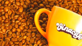 Cà phê hòa tan bán ngày càng kém, Vinacafé trông chờ vào sản phẩm 'không làm từ cà phê'
