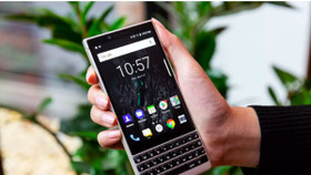 BlackBerry Key2 chính thức ra mắt, camera kép, giao diện tinh tế