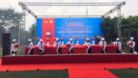 Khởi công tuyến đường dài 1,5km "ngốn" hơn 1.200 tỷ đồng tại quận Long Biên