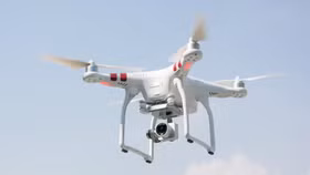 Lo ngại an toàn hàng không dân dụng, Việt Nam siết chặt thị trường kinh doanh tàu bay không người lái