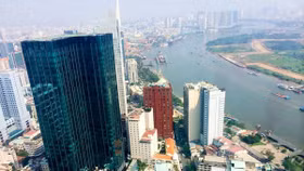 Tỷ phú ngoại tranh phần bất động sản