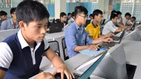 Mức lương trung bình của kỹ sư CNTT Malaysia gấp 2,5 lần của Việt Nam