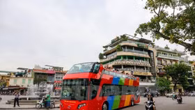 Hành trình trải nghiệm xe buýt 2 tầng City Tour đầu tiên ở Hà Nội