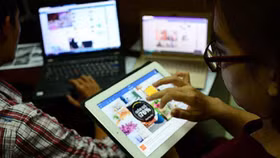 Sau TP. HCM, người kinh doanh trên Facebook tại Hà Nội cũng phải nộp thuế