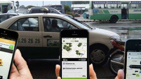 Đại chiến taxi: Grab "phản pháo" vì bị Vinasun "tố" cạnh tranh thiếu lành mạnh