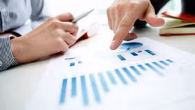 Ai sẽ mua 20 triệu cổ phiếu MBG “giá trên trời”?