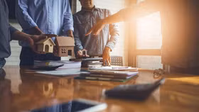 Thanh lý tài sản đảm bảo gặp khó: Do ngân hàng không biết định giá?