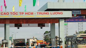 LienVietPostBank rao bán quyền thu phí BOT cao tốc TP HCM - Trung Lương