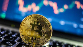 Bitcoin vượt mốc 10.000 USD sau 15 tháng