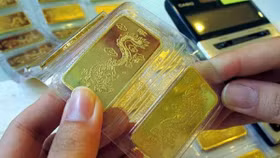 Chênh lệch mua - bán vàng miếng ở mức cao, người mua đối mặt rủi ro lớn