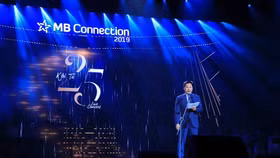 “Khi ta 25” – Món quà âm nhạc MB gửi khách hàng