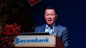 Ông Kiều Hữu Dũng từ chức Phó Chủ tịch Sacombank