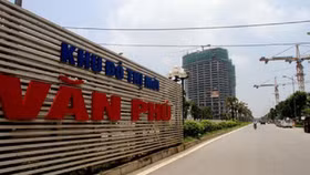 Văn Phú Invest sẽ chuyển sàn sang HoSE