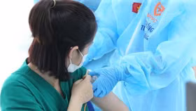 Chính phủ đồng ý cho TPHCM nhập khẩu vaccine covid-19