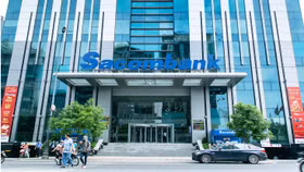 Sacombank tiếp tục giảm 2%/năm lãi suất cho vay những lĩnh vực nào?