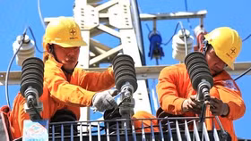 Dự kiến thay đổi biểu giá bán lẻ điện: Cao nhất 3.457 đồng/kWh, hộ nghèo được hỗ trợ hàng tháng