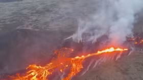 Chiêm ngưỡng núi lửa phun trào ở Iceland