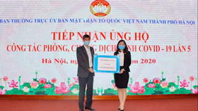 Tập đoàn CEO ủng hộ 2 tỷ đồng cùng Hà Nội chống dịch Covid-19