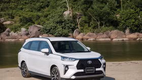 Hơn 300 xe Toyota Veloz bị triệu hồi vì lỗi đồng hồ táp lô