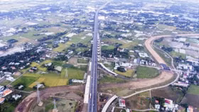 Thiếu vốn, VEC kiến nghị dừng một số gói thầu dự án cao tốc Bến Lức - Long Thành