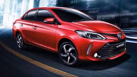 Những mẫu ô tô giảm giá và ưu đãi mạnh trong tháng 9