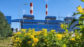 Huy động nhiệt điện than thấp hơn kế hoạch, EVN vẫn bảo đảm cung ứng điện