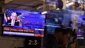Chứng khoán Mỹ tăng điểm sau các bình luận của Fed về lạm phát