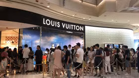 LVMH vẫn lạc quan về tiêu dùng xa xỉ ở Trung Quốc