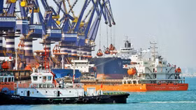 Trung Quốc đã giúp kinh tế Nga thoát khỏi các đòn trừng phạt từ phương Tây như thế nào?