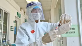 Chiều 26/2, thêm 5 ca mắc COVID-19