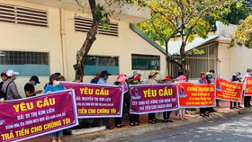 Nhiều người mua đất tại Khu dân cư Đất Xanh đến Công an Long An trình báo, phối hợp điều tra