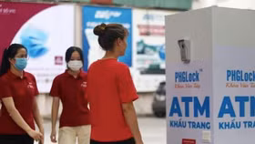 Từ 25/8, ATM khẩu trang đầu tiên tại Hà Nội hoạt động