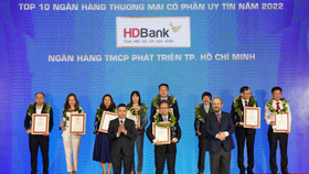 HDBank liên tiếp vào Top 10 ngân hàng thương mại cổ phần uy tín