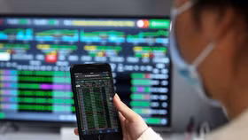 Giá một số dịch vụ chứng khoán giảm từ ngày 1/1/2022