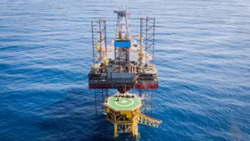 Dragon Capital mua lượng lớn cổ phiếu PVD đang lao dốc