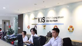 Chứng khoán KIS Việt Nam bị phạt 335 triệu đồng do không đảm bảo các thông tin theo quy định
