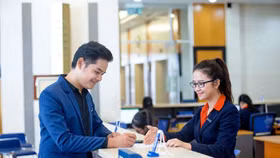 Sacombank sắp “hết cửa” cho vay?