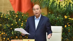 Tăng trưởng kinh tế trong “bão” dịch corona: Biến bại thành thắng