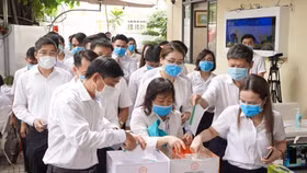 Tập đoàn Hưng Thịnh ủng hộ gần 5,3 tỷ đồng cho đồng bào miền Trung