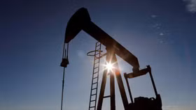 Giá dầu thế giới sụt giảm trong ngày thứ tư liên tiếp do lo ngại về làn sóng Covid-19 gia tăng